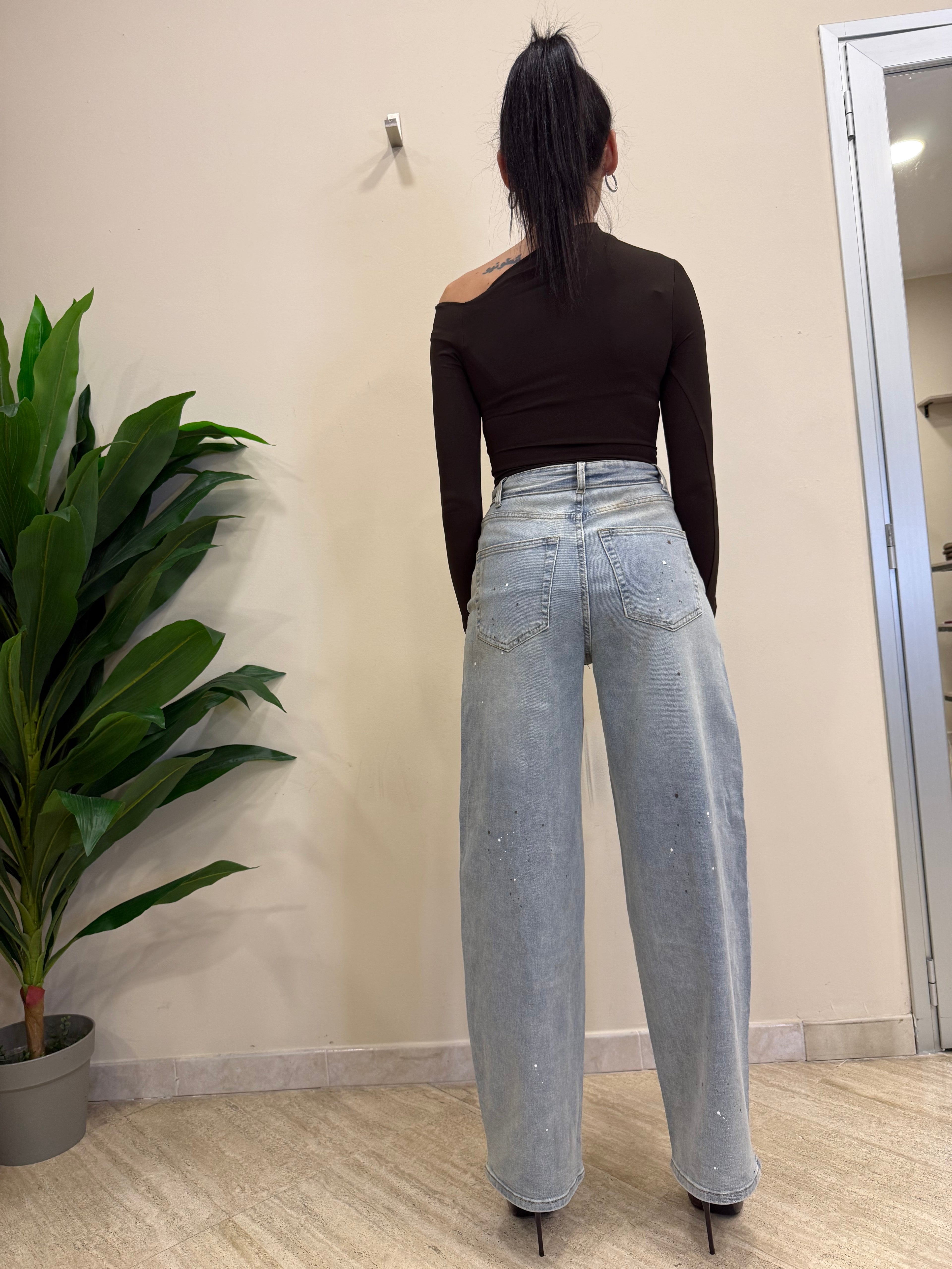Jeans mod Zara con risvolto