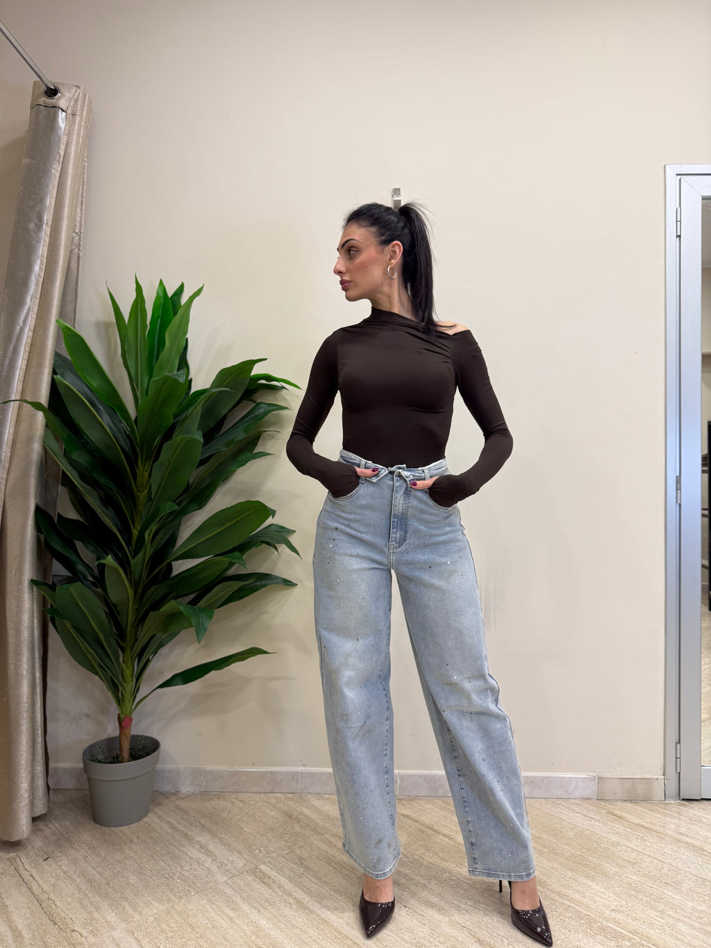 Jeans mod Zara con risvolto