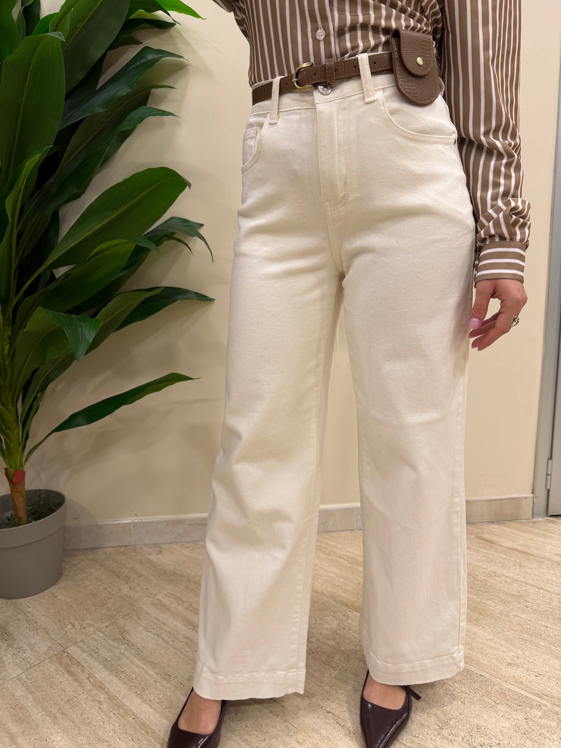 Jeans panna con cintura